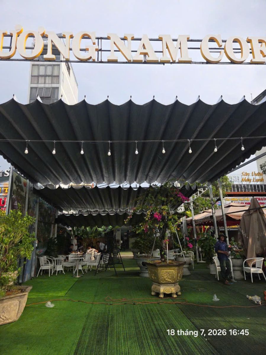 Mái xếp quán cafe TPHCM