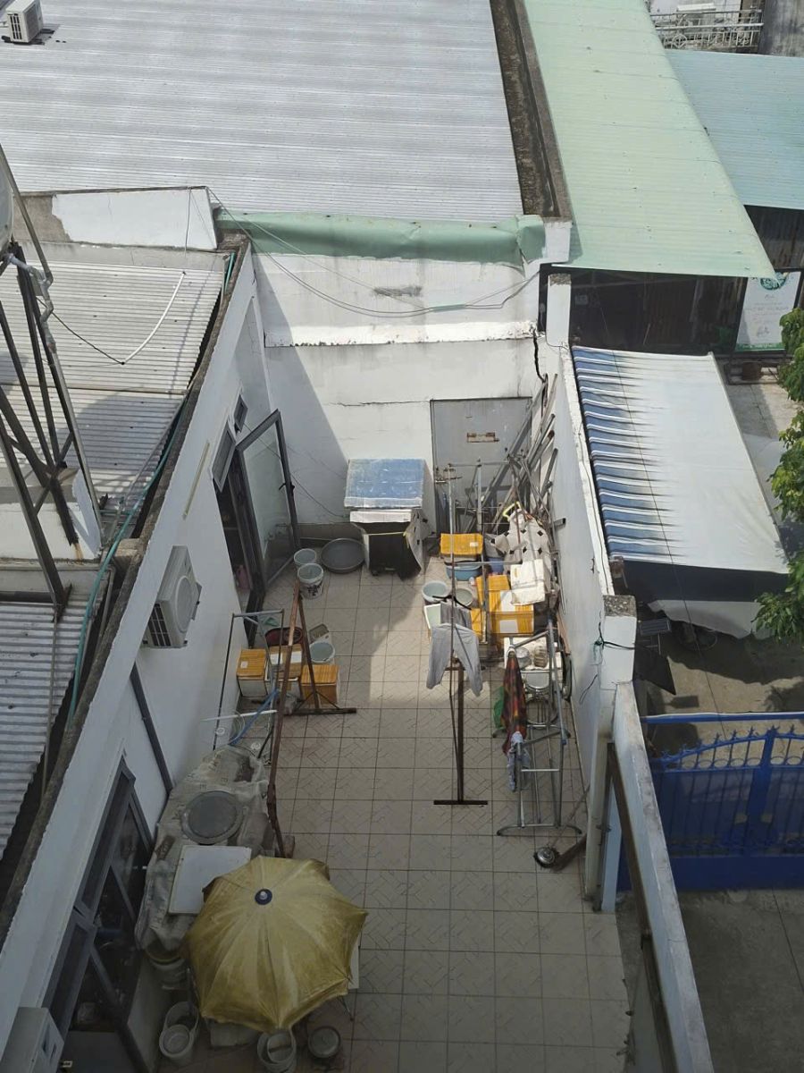 Mái xếp che sân sau nhà