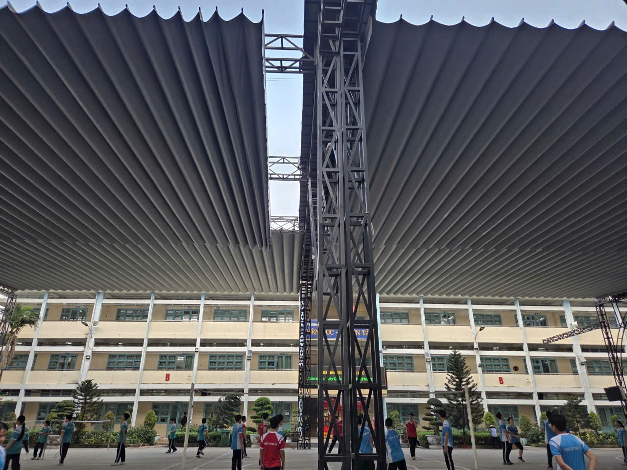 Mái bạt che giá rẻ Long An