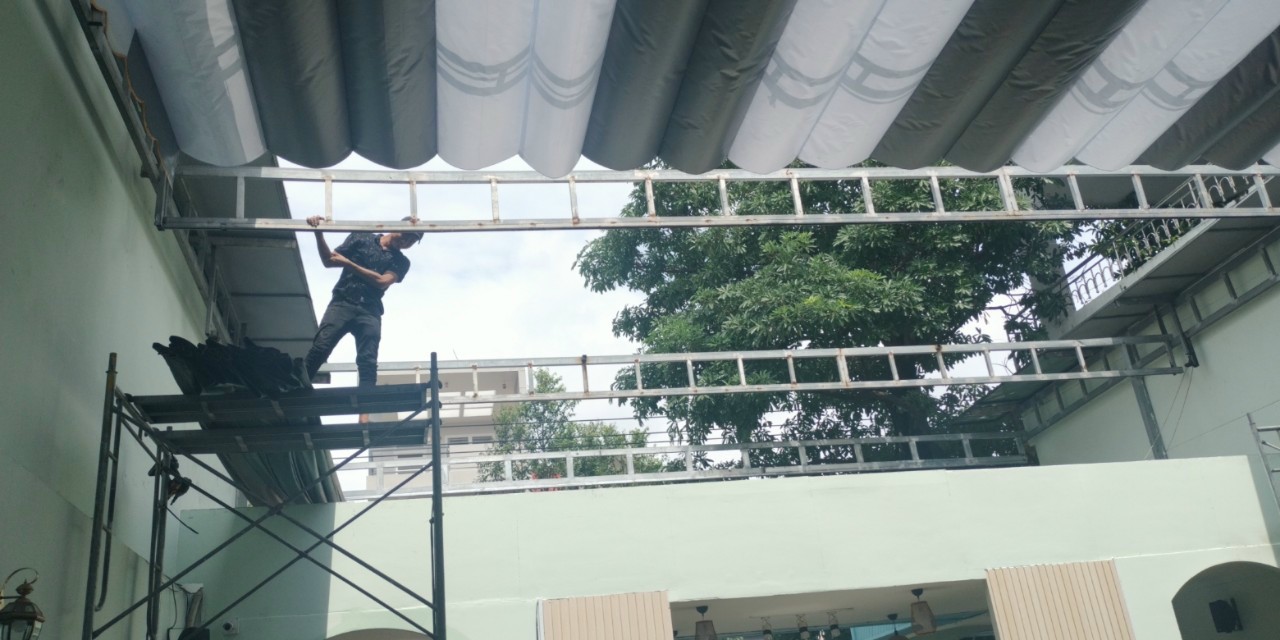 Mái btaj xếp gò vấp